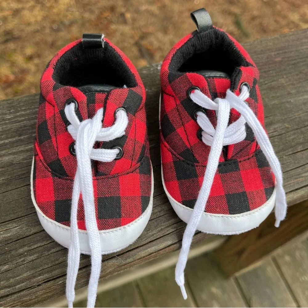 Little Treasure Buffalo Plaid Toddler Shoes, Size 12-18 Months